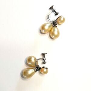 Pearl Droplets: Double Water Drop Pearl Earrings with Screw Back